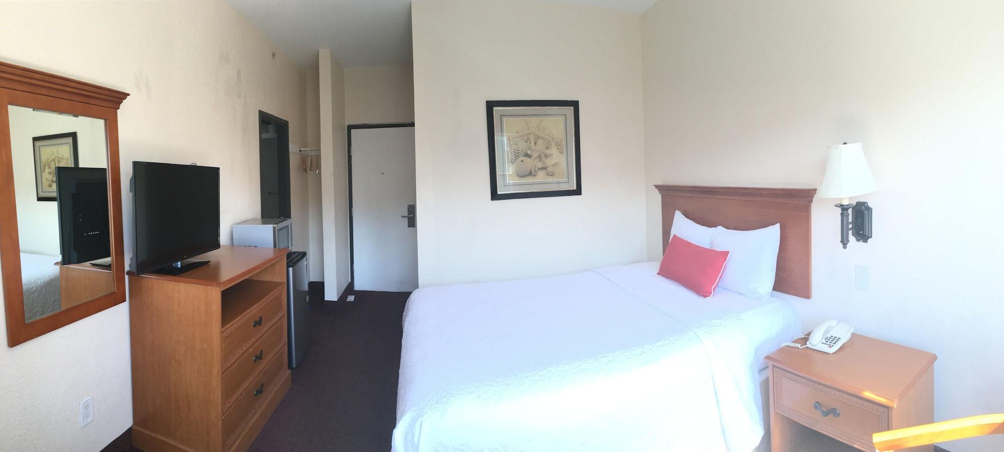 Harborview Inn & Suites-Convention Center-Airport-Gaslamp-Seaworld-Zoo-Balboa Park San Diego Exterior photo