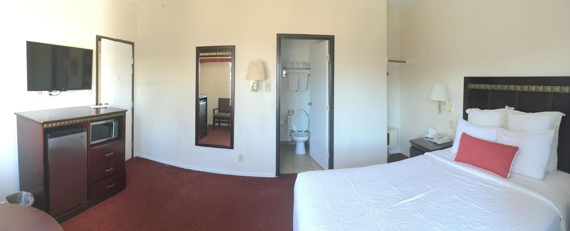 Harborview Inn & Suites-Convention Center-Airport-Gaslamp-Seaworld-Zoo-Balboa Park San Diego Exterior photo