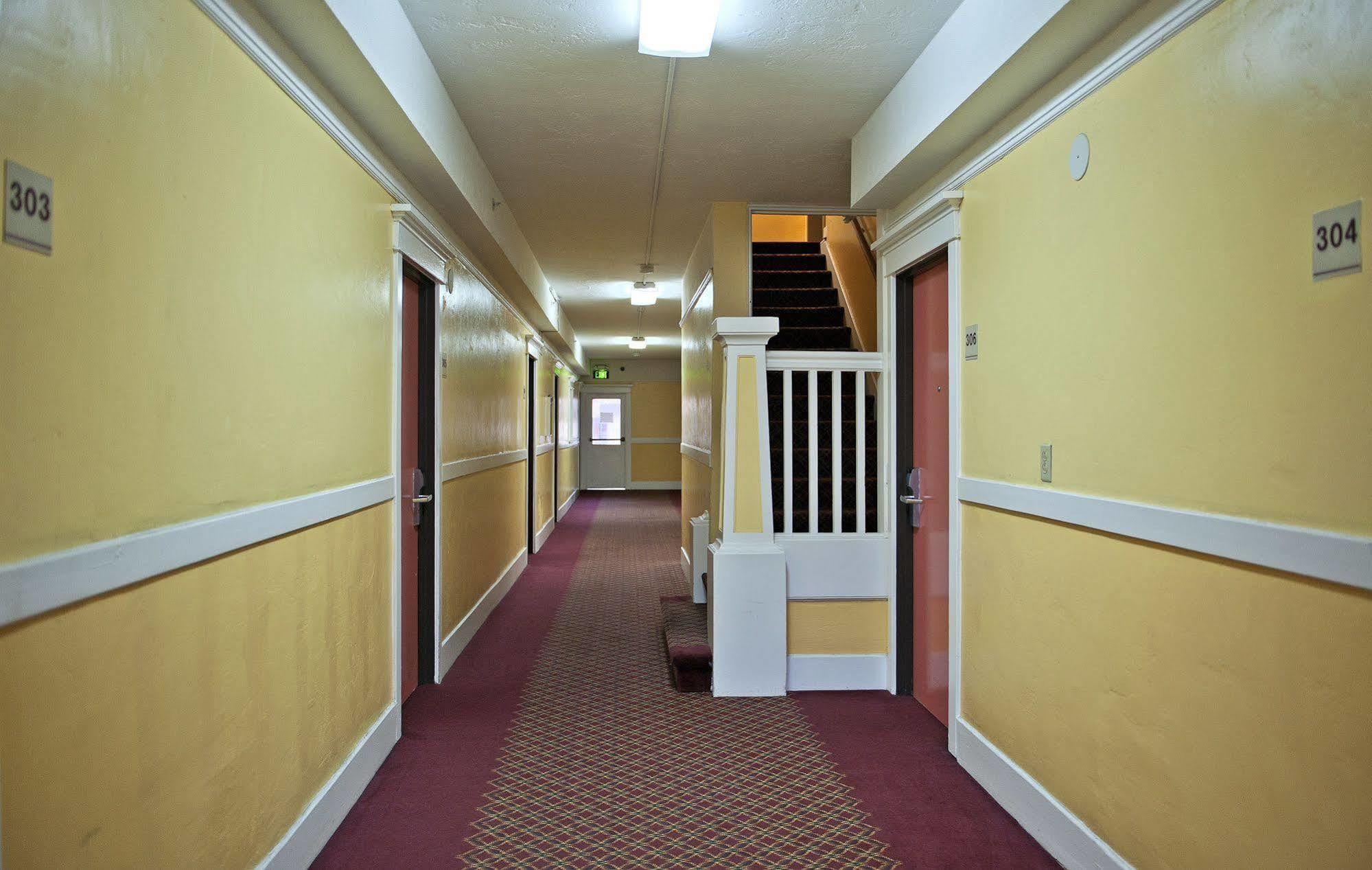 Harborview Inn & Suites-Convention Center-Airport-Gaslamp-Seaworld-Zoo-Balboa Park San Diego Exterior photo
